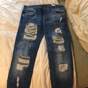 WOMENS DISTRESSED BOYFRIEND JEANS